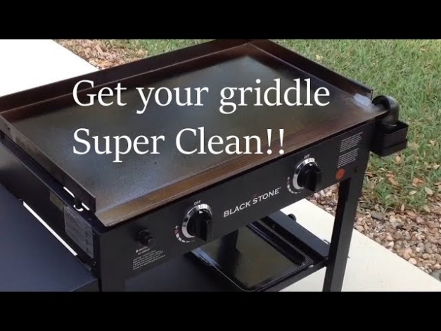 Easy Steps To Clean Your Blackstone Grill After A BBQ Feast