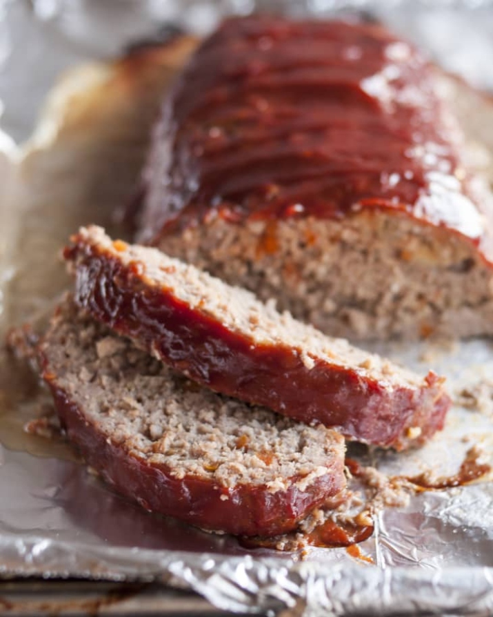 Deliciously Easy: Mastering The Art Of Cooking A Juicy 2-Pound Meatloaf